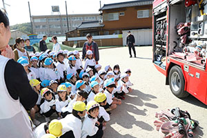 避難訓練　ー消防車がやってきたー　　NO.2