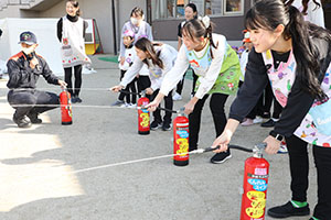 避難訓練　ー消防車がやってきたー　　NO.1