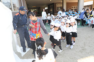 避難訓練　ー消防車がやってきたー　　NO.1