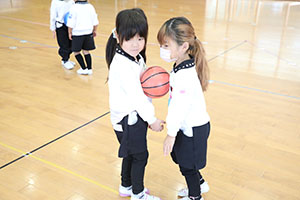 体操教室　ーボール投げー　さくら