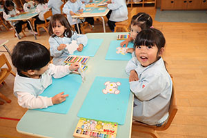 勤労感謝の日の制作　きりん