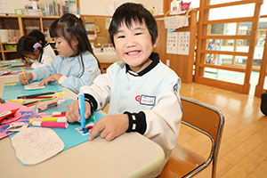 勤労感謝の日の制作　たんぽぽ