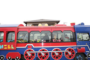 汽車バスに乗りました🚌　2歳児クラス