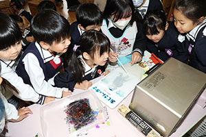 勤労感謝の日の制作　C