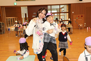 フードコートごっこ楽しかったね　すみれ・E・A