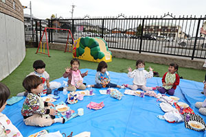 キッズガーデンでピクニック🍴　ぺんぎん