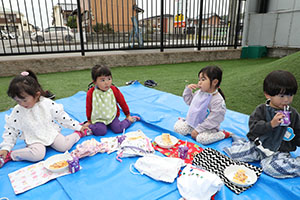 キッズガーデンでピクニック🍴　ぺんぎん