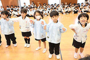 歌・カスタの予行が行われました　年少組