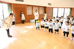 歌・カスタの予行が行われました　年少組