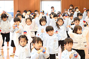 歌・カスタの予行が行われました　年少組