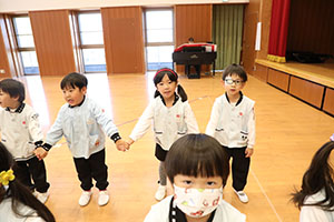 歌・カスタの予行が行われました　年中組