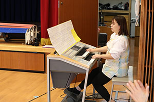 歌・カスタの予行が行われました　年中組