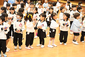 歌・カスタの予行が行われました　年中組