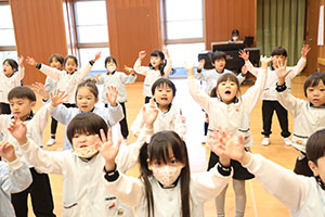 歌・カスタの予行が行われました　年長組