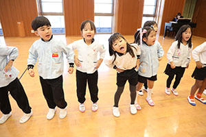 歌・カスタの予行が行われました　年長組