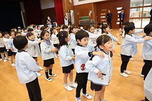 歌・カスタの予行が行われました　年長組