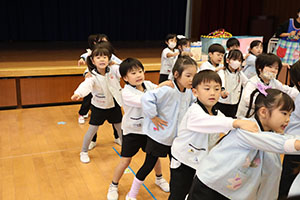 歌・カスタの予行が行われました　年長組