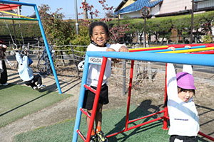 元気いっぱい園庭遊び！！　年長Aチーム