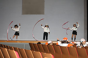 柿安シティーホールでリズム予行　年長Bチーム　(A・B）