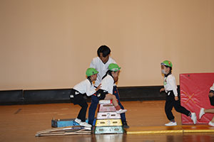 柿安シティーホールでリズム予行　年長Bチーム　(A・B）