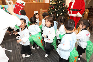 恐竜に変身🦕　きりん