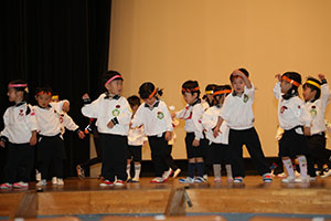 柿安シティーホールでリズム予行  年少Bチーム（うさぎ・ことり・りす）