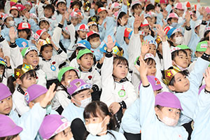 誕生会　ウクレレコンサート🎵　NO．1