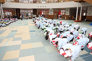 リズムフェスティバル　歌・カスタ発表ごっこ　年少