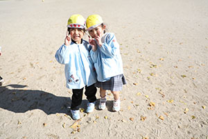 園庭遊び　年中Bチーム（ひまわり・さくら・たんぽぽ）
