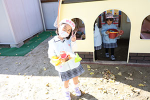 園庭遊び　年中Bチーム（ひまわり・さくら・たんぽぽ）