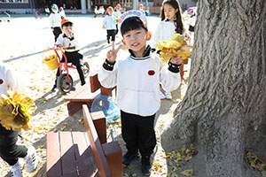 朝の園庭遊び！　A・B・C・E