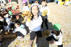 朝の園庭遊び！　A・B・C・E