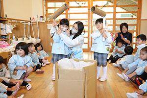 お餅つきごっこ　こあら