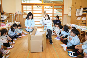 お餅つきごっこ　こあら