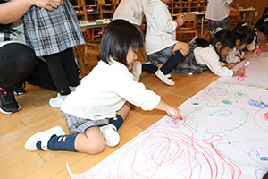 みんなでお絵かき　ことり