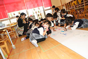 みんなでお絵かき　ことり