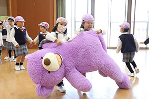 色々運びリレー　ばら・すみれ