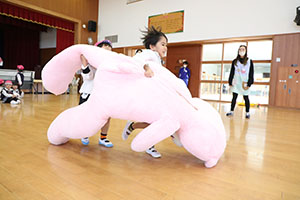 色々運びリレー　ばら・すみれ