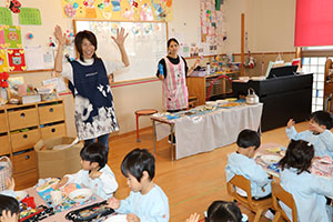 もちつき大会　きりん・ぱんだ・こあら (2歳児クラス）NO．2