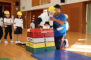 体操教室　ー跳び箱ー　ひまわり