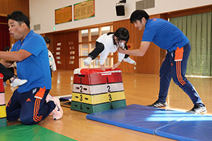 体操教室　ー跳び箱ー　さくら