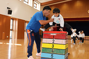 体操教室　ー跳び箱ー　さくら