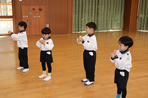 体操教室　ー跳び箱ー　さくら