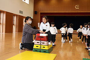 体操教室　ー跳び箱ー　たんぽぽ