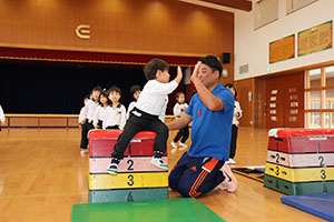 体操教室　ー跳び箱ー　たんぽぽ