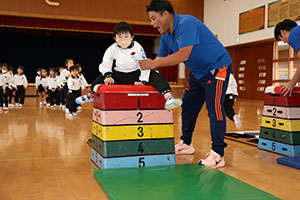 体操教室　ー跳び箱ー　たんぽぽ