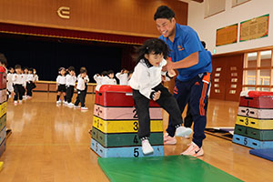 体操教室　ー跳び箱ー　たんぽぽ