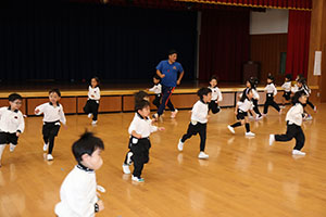 体操教室　ー跳び箱ー　たんぽぽ