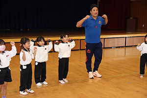 体操教室　ー跳び箱ー　たんぽぽ