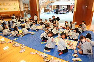 みんなの絵が完成しました　すみれ・A